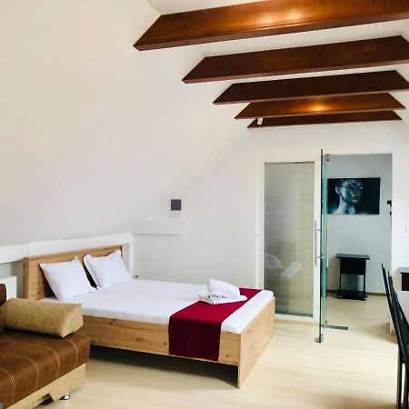 Ultra-Central Modern And Big Apartments In Union Square U41-U44 Timisoara Luaran gambar