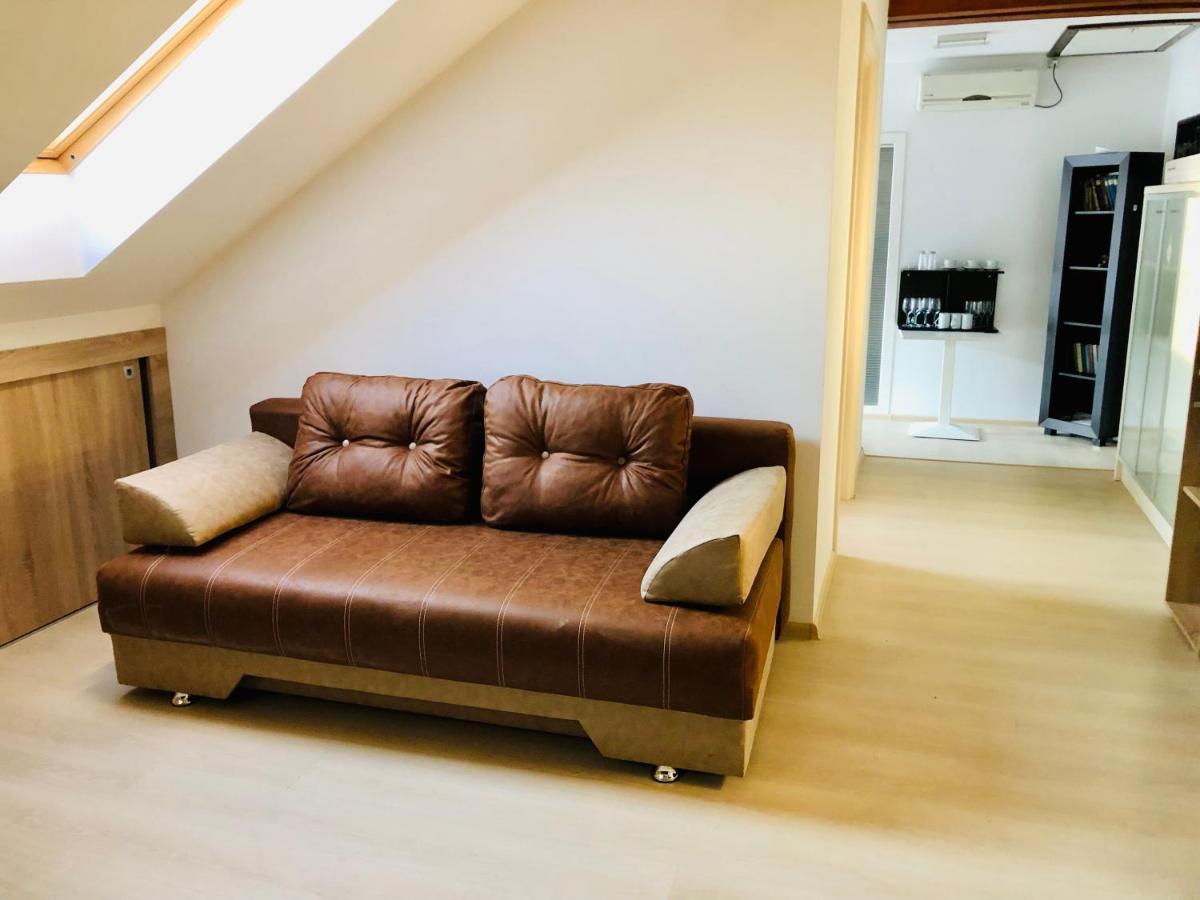Ultra-Central Modern And Big Apartments In Union Square U41-U44 Timisoara Luaran gambar