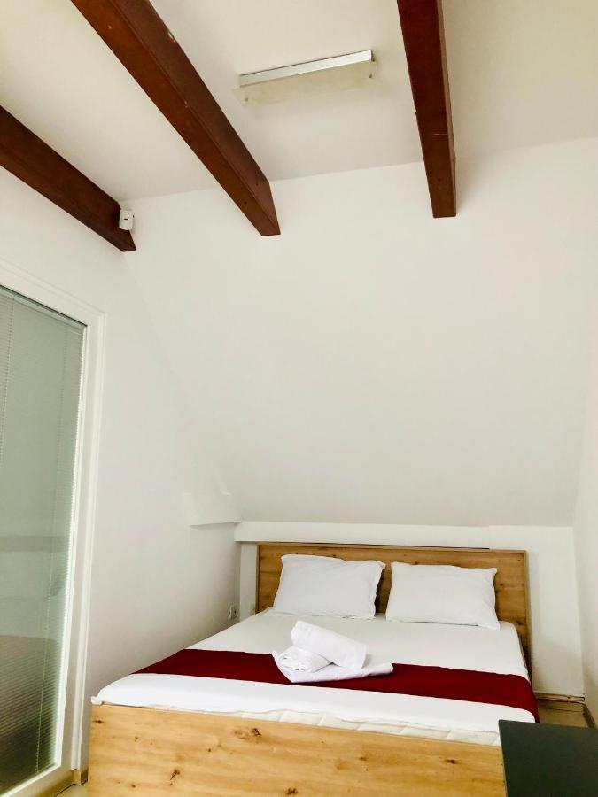 Ultra-Central Modern And Big Apartments In Union Square U41-U44 Timisoara Luaran gambar